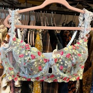 FOR LOVE AND LEMONS for Victoria’s Secret Faerie Embroidery Rose Floral 38D NWT